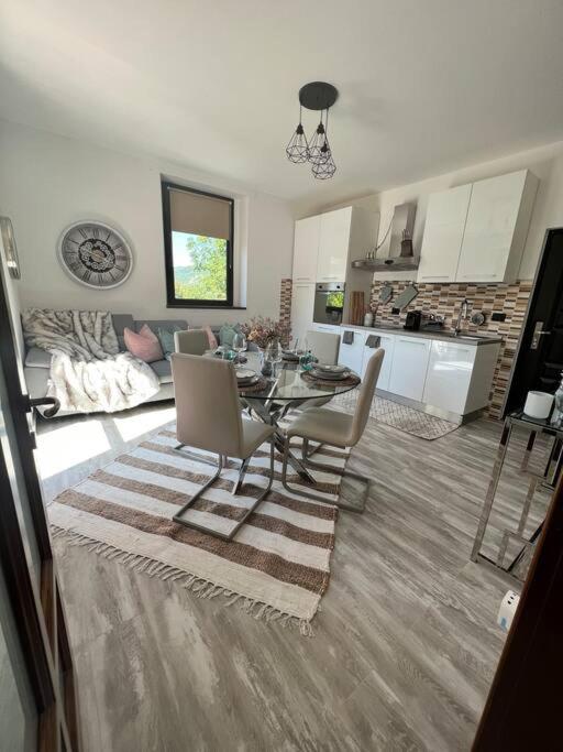 Romagnese Cozy & Good Vibes Villa Castana. מראה חיצוני תמונה